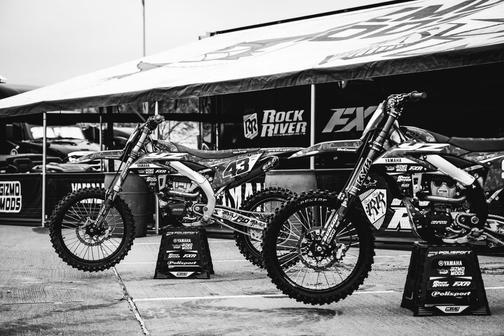 GIZMOMODS / ROCK RIVER / YAMAHA / rockriverracing.com - ARLINGTON