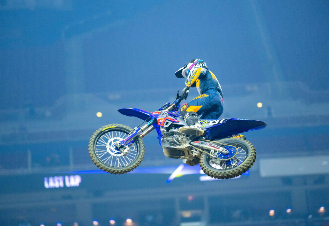 GIZMO RACING FACTORY YAMAHA - ST. LOUIS – Flo Motorsports