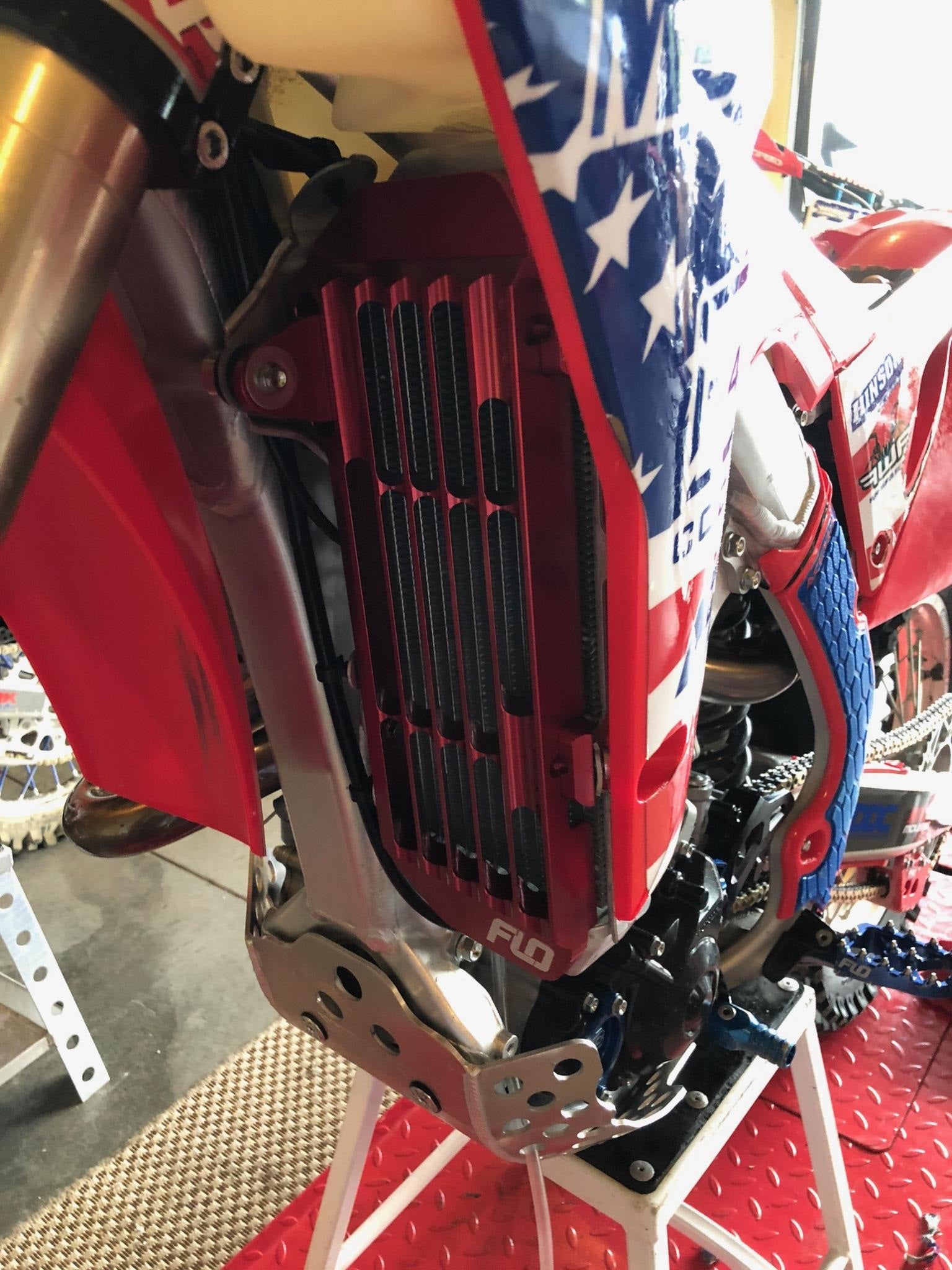 Frs Radiator Guard Honda CRF250R CRF450R & RX Radiator Guards / Brace – Flo Motorsports